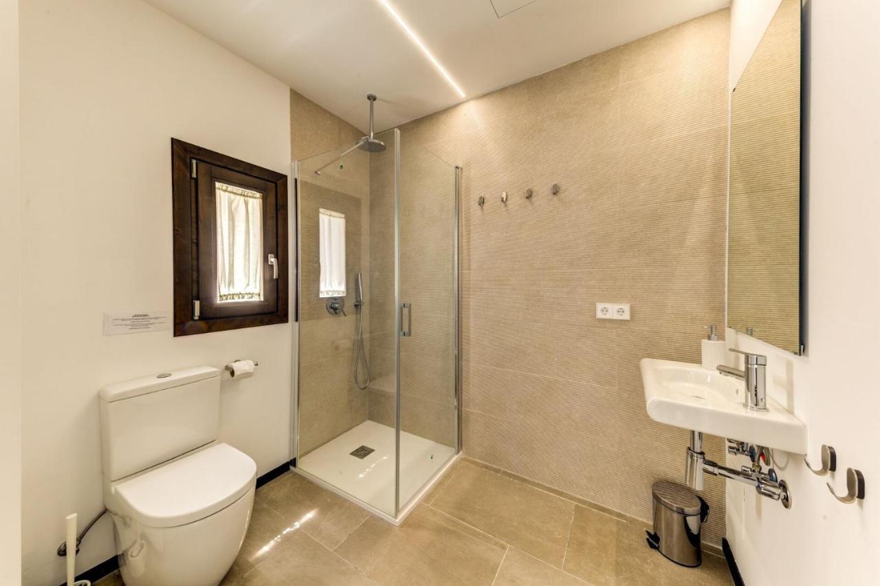 Silver Villa *