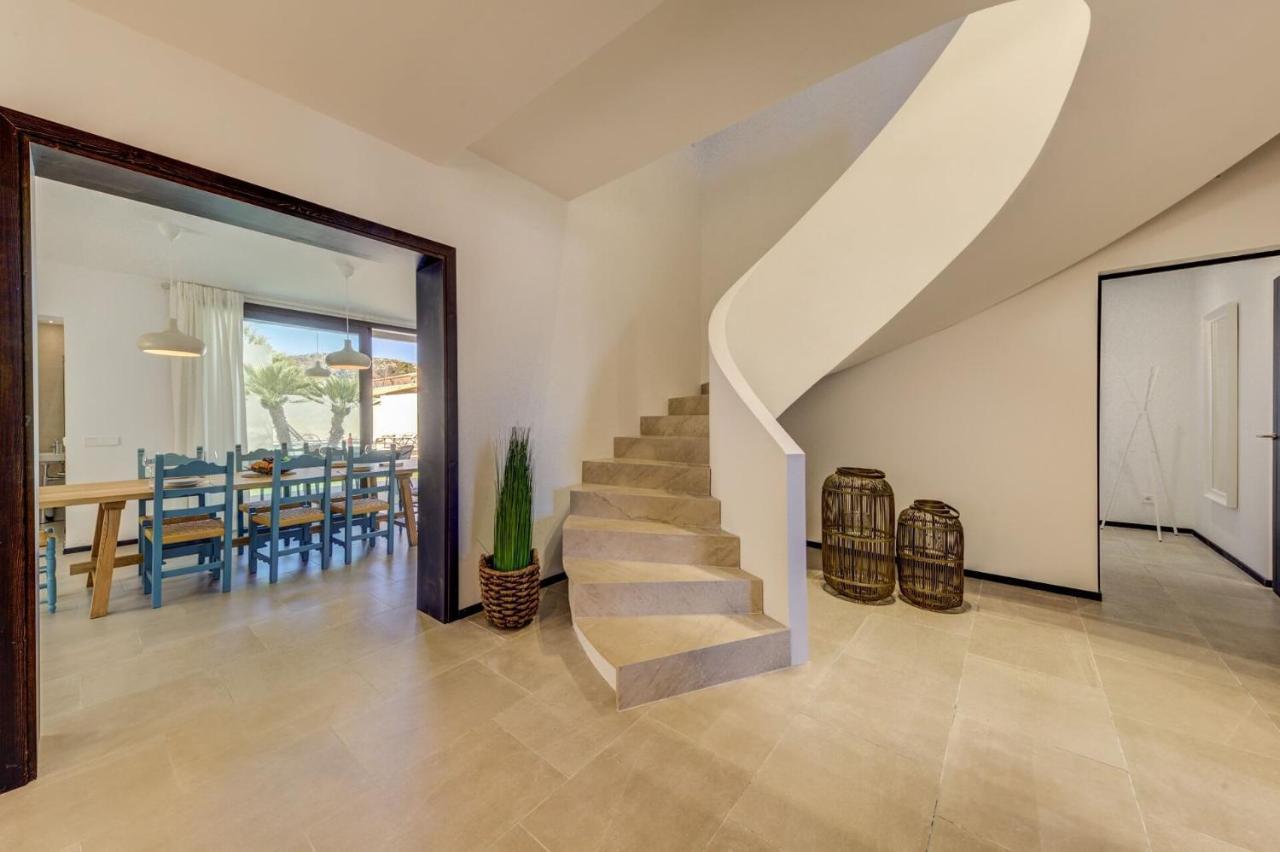 Silver Villa *